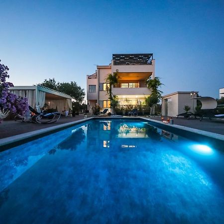 Villa Olive Garden ซูโกชัน ภายนอก รูปภาพ