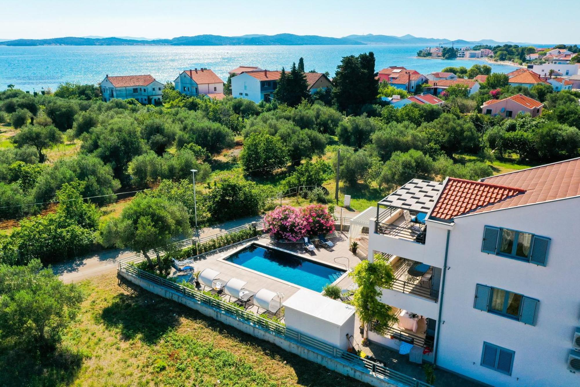 Villa Olive Garden ซูโกชัน ภายนอก รูปภาพ