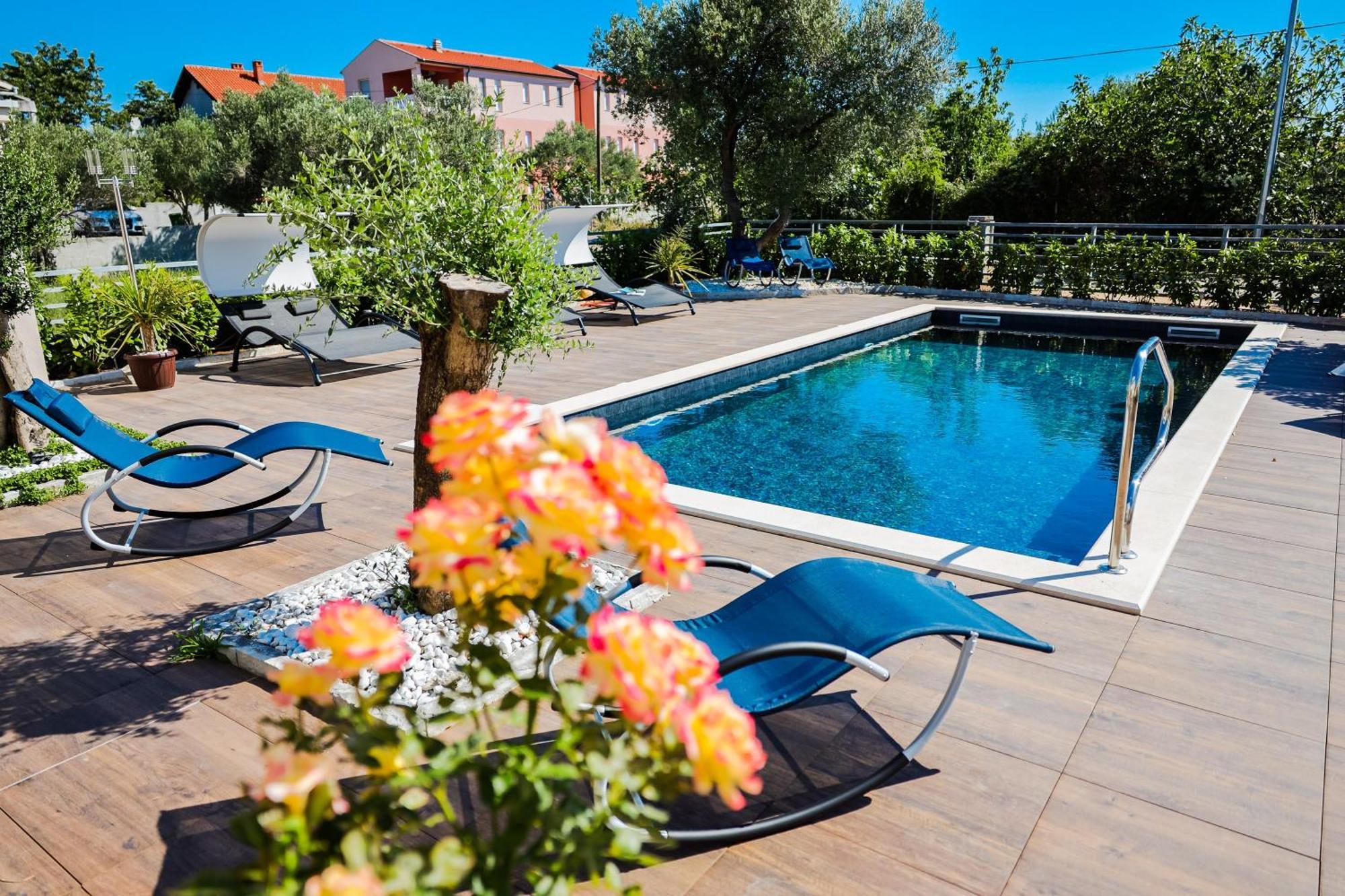 Villa Olive Garden ซูโกชัน ภายนอก รูปภาพ