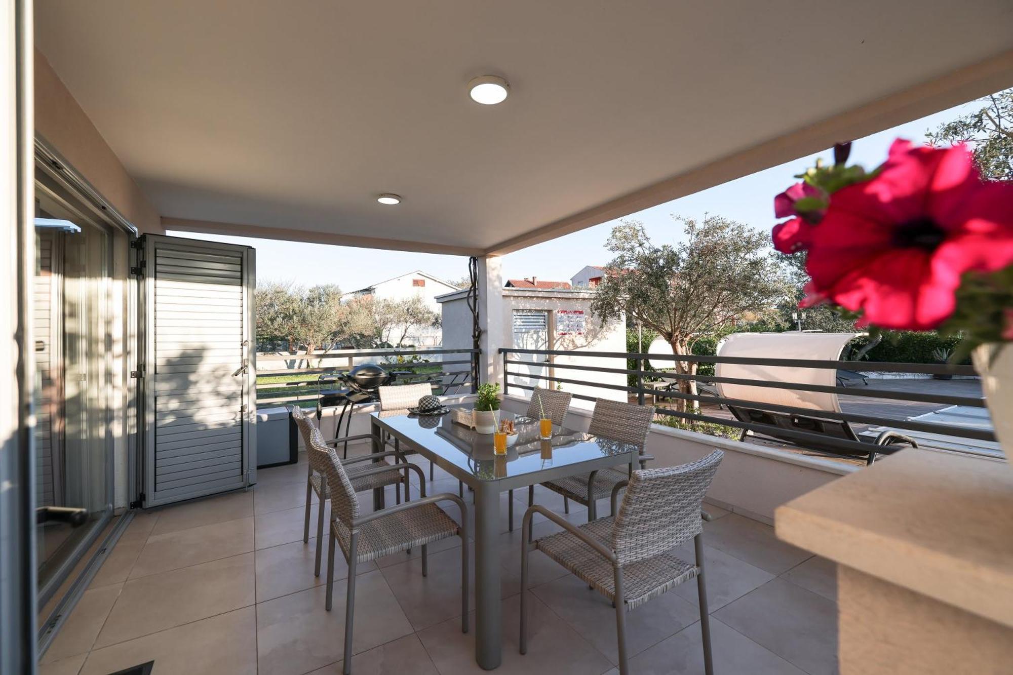 Villa Olive Garden ซูโกชัน ภายนอก รูปภาพ